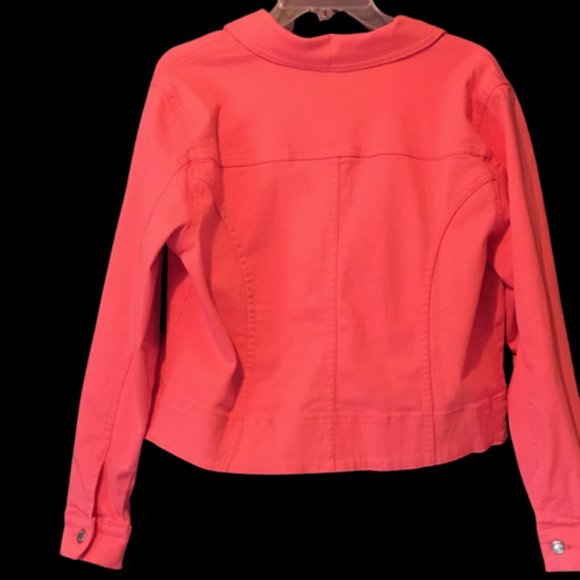 Pink Denim Jacket Large from Venus with pockets outside and inside - Picture 2 of 2